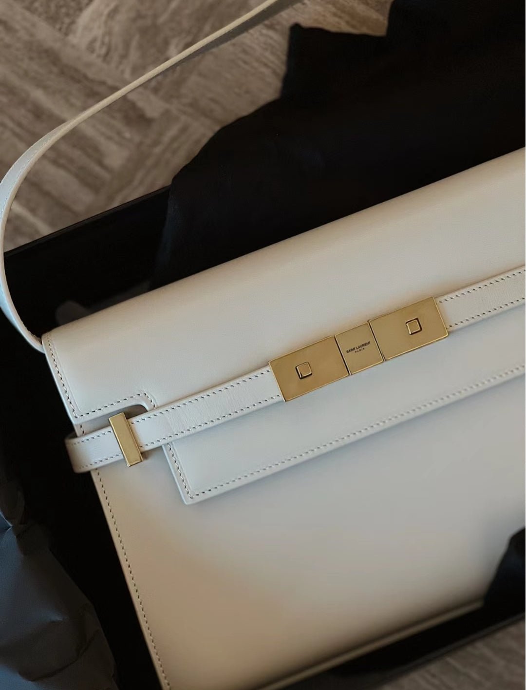 {Style No: QELGB3SW} MANHATTAN 29 TOP-HANDLE IN SMOOTH WHITE CALFSKIN - Image 2