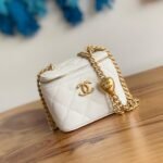 {Style No: JMLCMXZI} CC MINI 10 VANITY IN WHITE CALFSKIN GOLD HARDWARE
