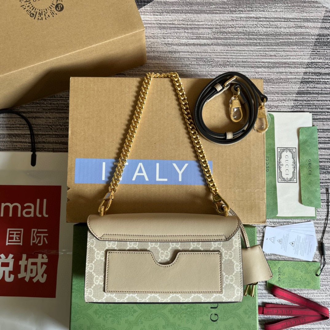 {Style No: KR623R15} PADLOCK 22 SMALL GG SHOULDER BAG IN BEIGE CALFSKIN AND CANVAS - Image 4