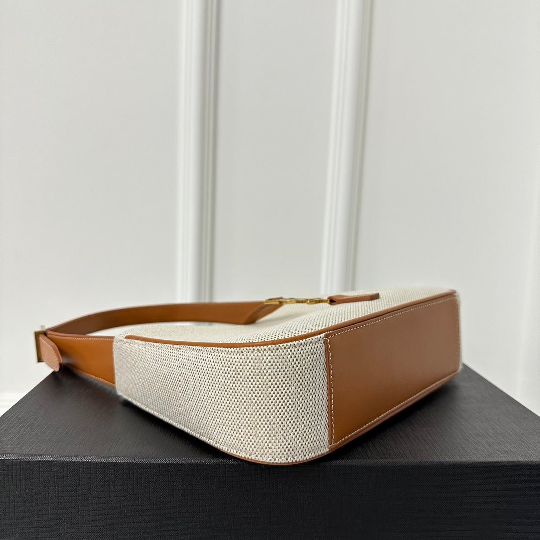 {Style No: 3SZCJXGX} LE 5 À 7 BAG 23 WHITE BROWN CANVAS WITH CALFSKIN - Image 4