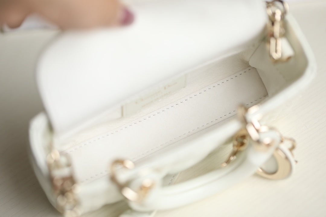 {Style No: 73KGP25Z} LADY D-JOY MICRO 16 IN WHITE LAMBSKIN - Image 6