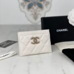 {Style No: C4S97DZT} CC CARD HOLDER 19.5 WHITE GRAINED CALFSKIN GOLD ICON