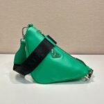 {Style No: PD75M8XN} TRIANGULAR BAG 27 IN GO GREEN SMOOTH LAMBSKIN