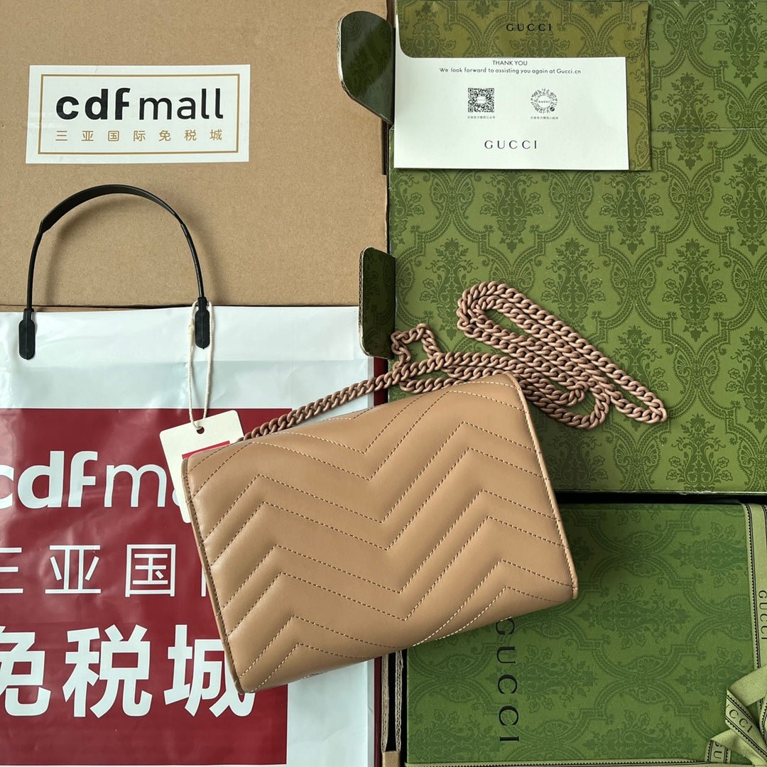 {Style No: O2KPNTS8} MARMONT QUILTED HANDBAG 20 IN BEIGE CALFSKIN - Image 9