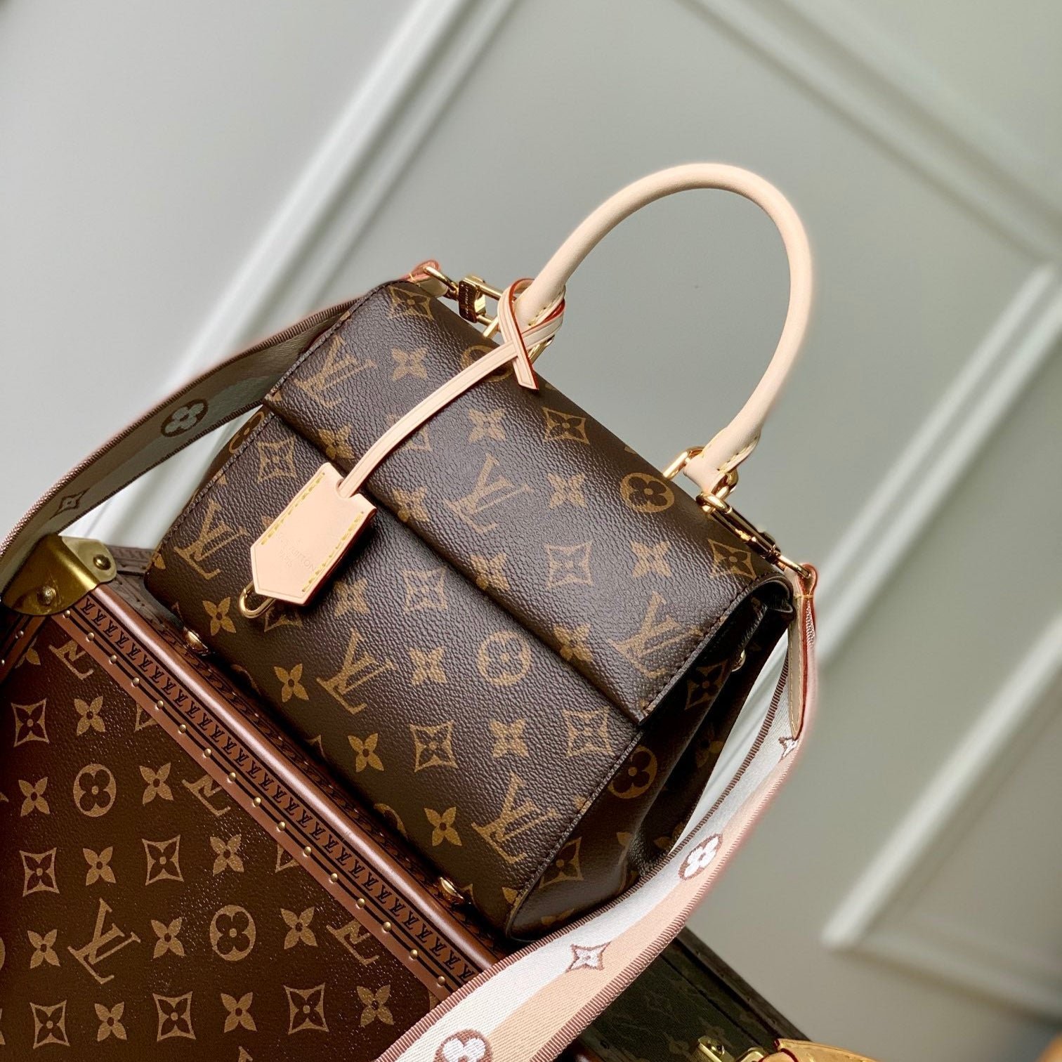 {Style No: 6V18KRNY} CLUNY MINI 20 IN BROWN MONOGRAM CANVAS
