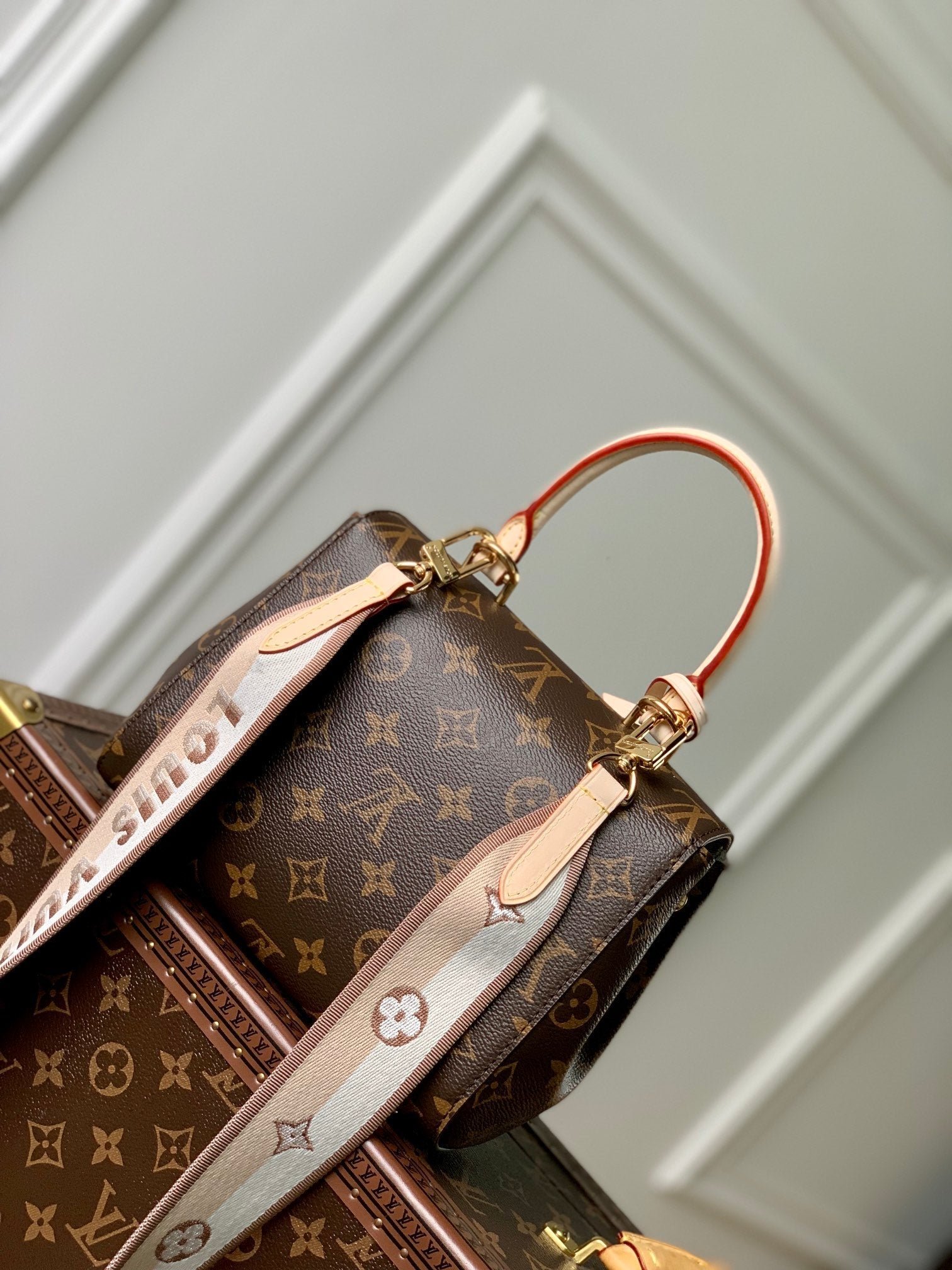 {Style No: 6V18KRNY} CLUNY MINI 20 IN BROWN MONOGRAM CANVAS - Image 8