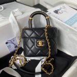 {Style No: ZPITS6QR} CC SMALL 15 VANITY CASE IN BLACK CALFSKIN GOLD HARDWARE