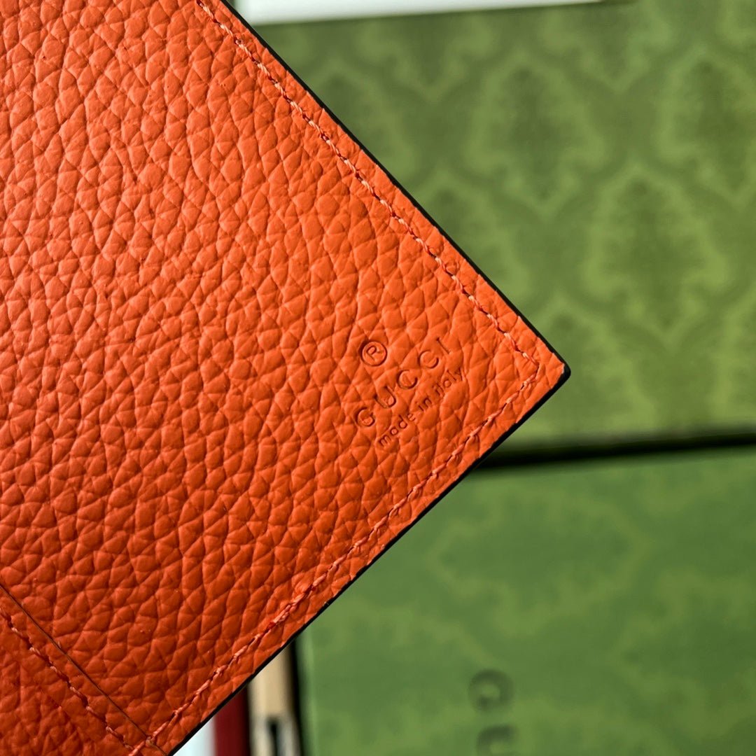 {Style No: EBW7AUMC} CARD HOLDER 12 IN ORANGE EMBOSSED CALFSKIN - Image 2