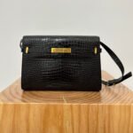 {Style No: JBHP9QNI} MANHATTAN 29 TOP-HANDLE IN CROCODILE BLACK CALFSKIN