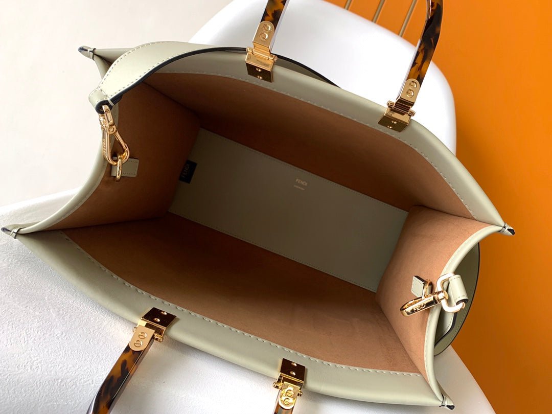 {Style No: PP7QCFER} Fend Sunshine Medium Bag 35 Light Grey Leather - Image 6