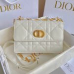 {Style No: 33GRWUEG} MINI CHAIN BAG 17 IN WHITE CALFSKIN