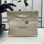 {Style No: 6GQSHD9K} CC LARGE 42 HANDBAG IN BEIGE CREAM CALFSKIN SILVER HARDWARE