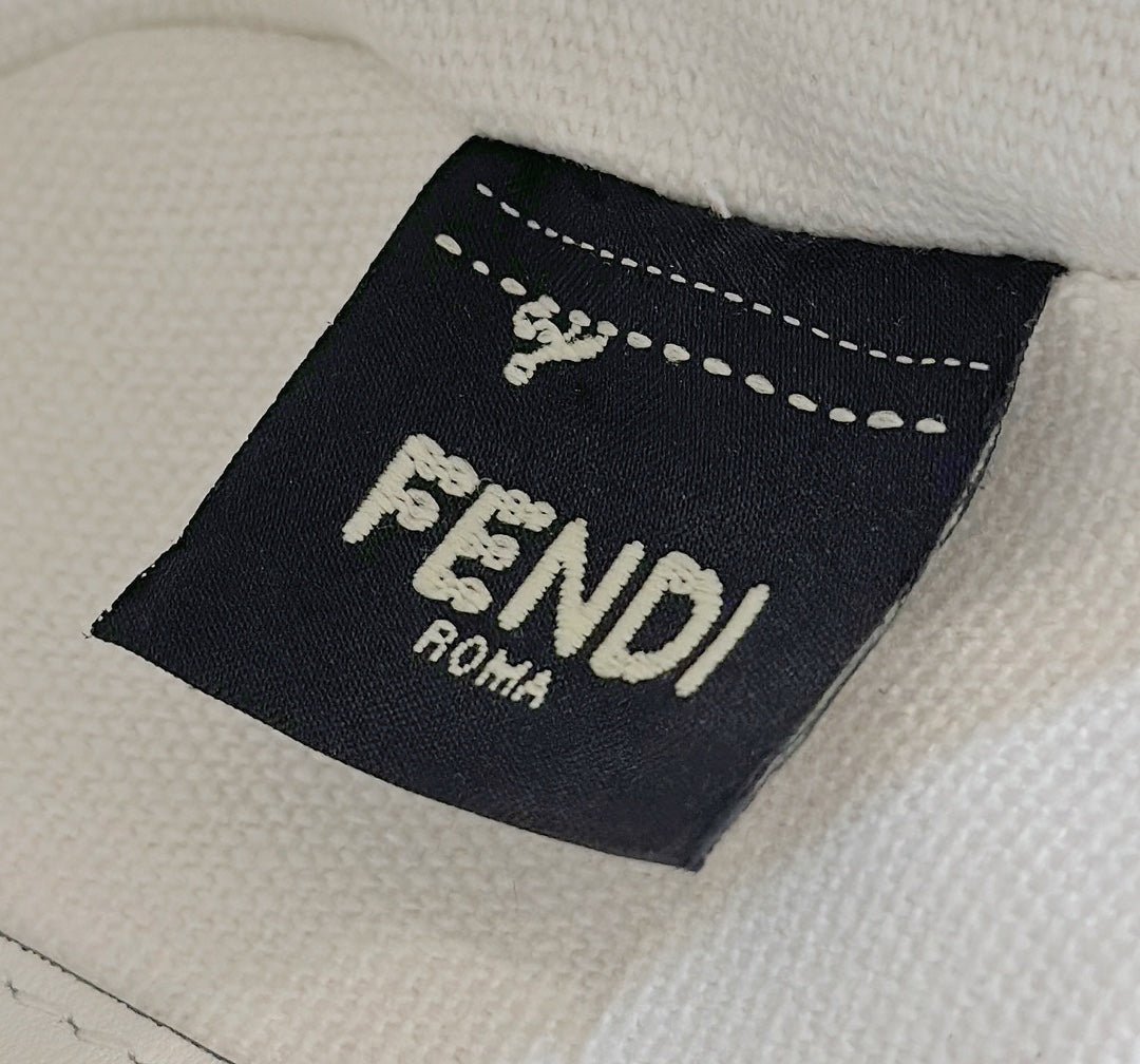 {Style No: 7OGK713Y} FENDI 19 BAGUETTE BAG IN BLACK MIX WHITE CANVAS WITH GOLD HARDWARE - Image 6