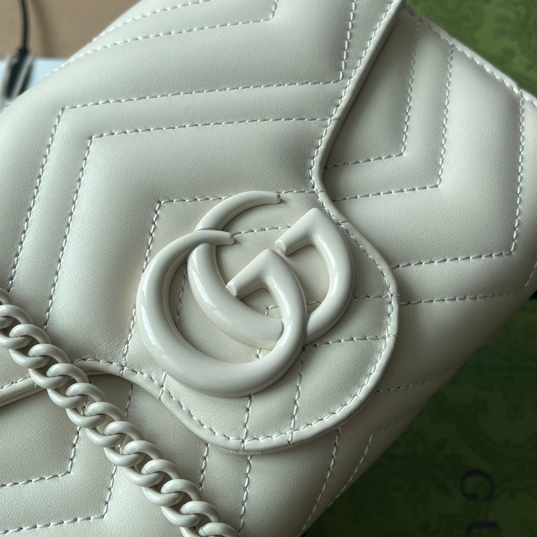 {Style No: G8414YTZ} MARMONT QUILTED HANDBAG 20 IN WHITE CALFSKIN - Image 6
