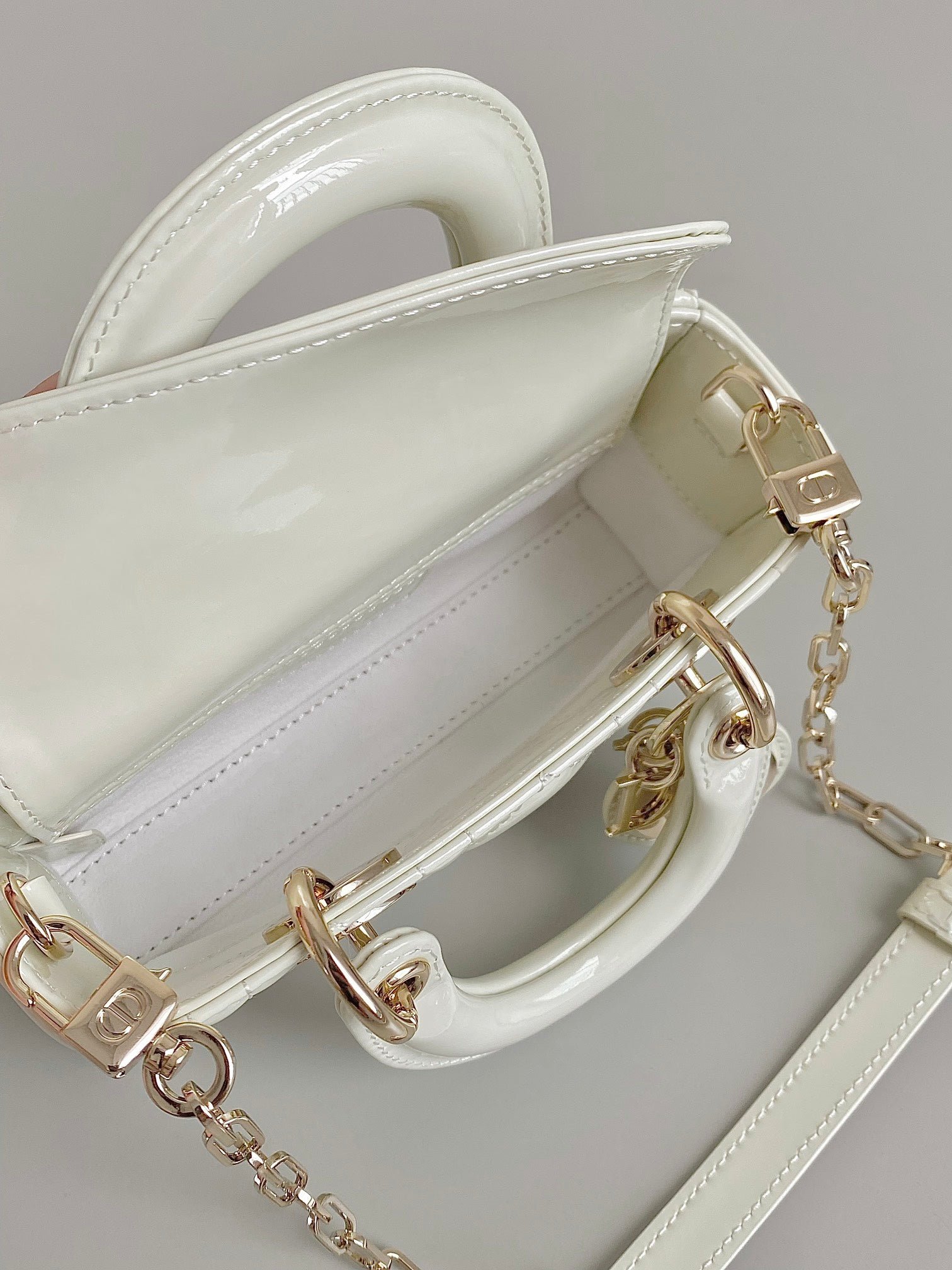 {Style No: OTCWVBV6} MINI D-JOY BAG 17 IN WHITE LAMBSKIN - Image 8