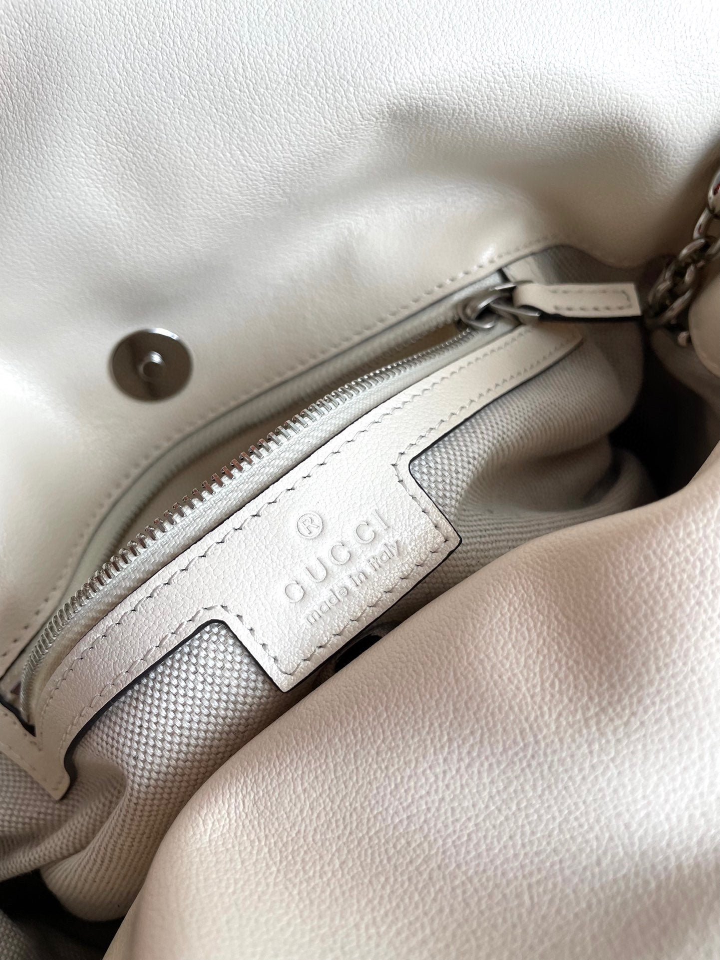 {Style No: GH1H9IHY} BLONDIE TOTE BAG 30 IN WHITE CALFSKIN SIVLER HARDWARE - Image 7