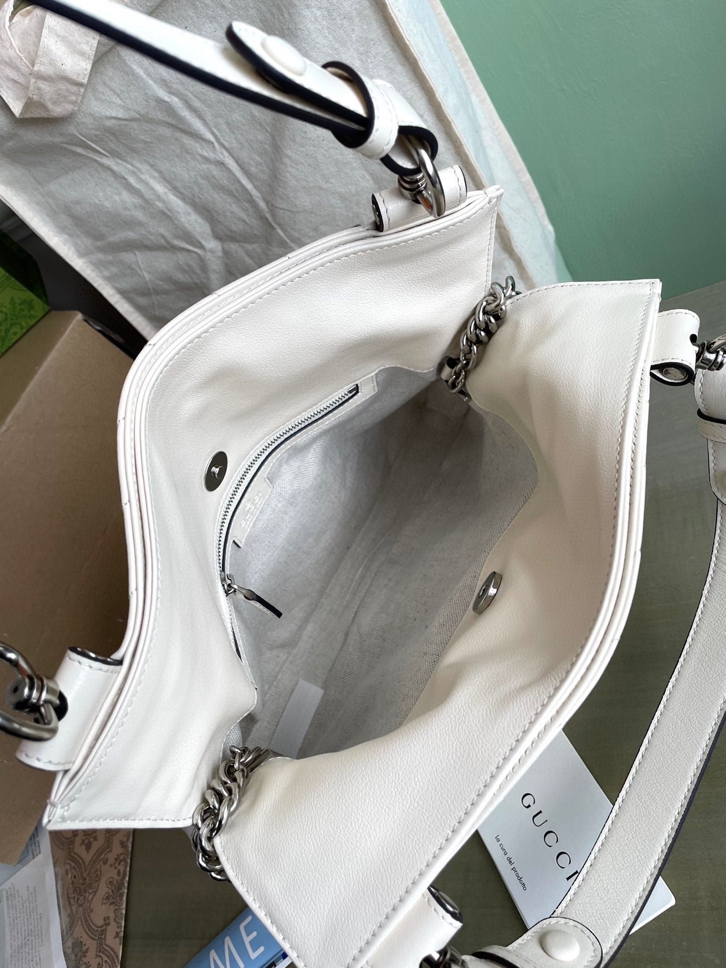 {Style No: GH1H9IHY} BLONDIE TOTE BAG 30 IN WHITE CALFSKIN SIVLER HARDWARE - Image 9