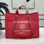 {Style No: 9Q9Z8JHA} CC DEAUVILLE LARGE 38 TOTE BAG IN CHERRY RED CANVAS WITH WHITE LOGO