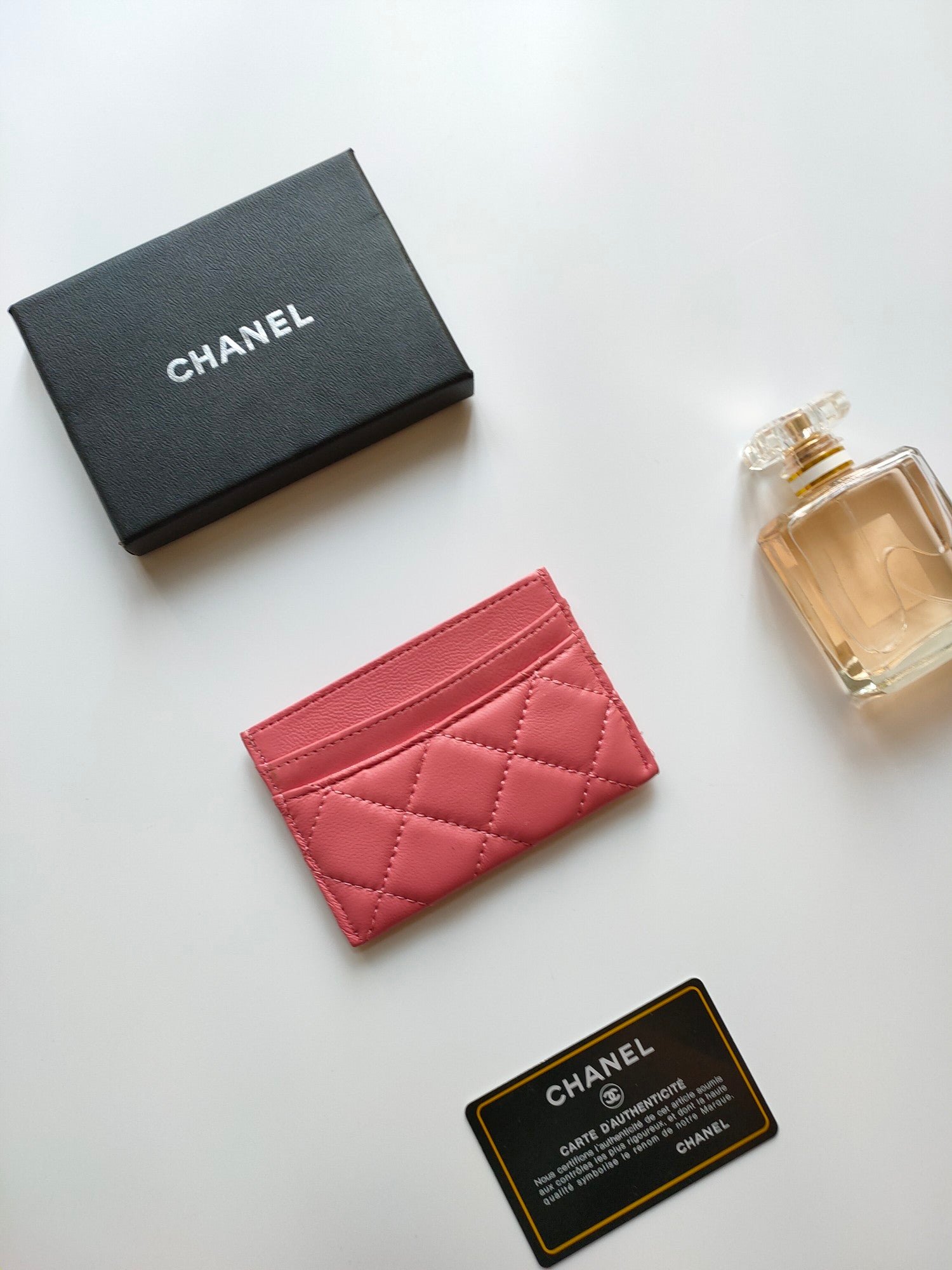 {Style No: OAJHQZFJ} CC CARD HOLDER 11.2 BLUSH PINK CALFSKIN GOLD ICON - Image 5