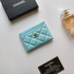 {Style No: GV2GF3SS} CC CARD HOLDER 11.2 SKY CALFSKIN GOLD ICON
