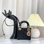 {Style No: O2LFS6T9} MICRO LADY 12 BAG IN GLOSSY BLACK LAMBSKIN
