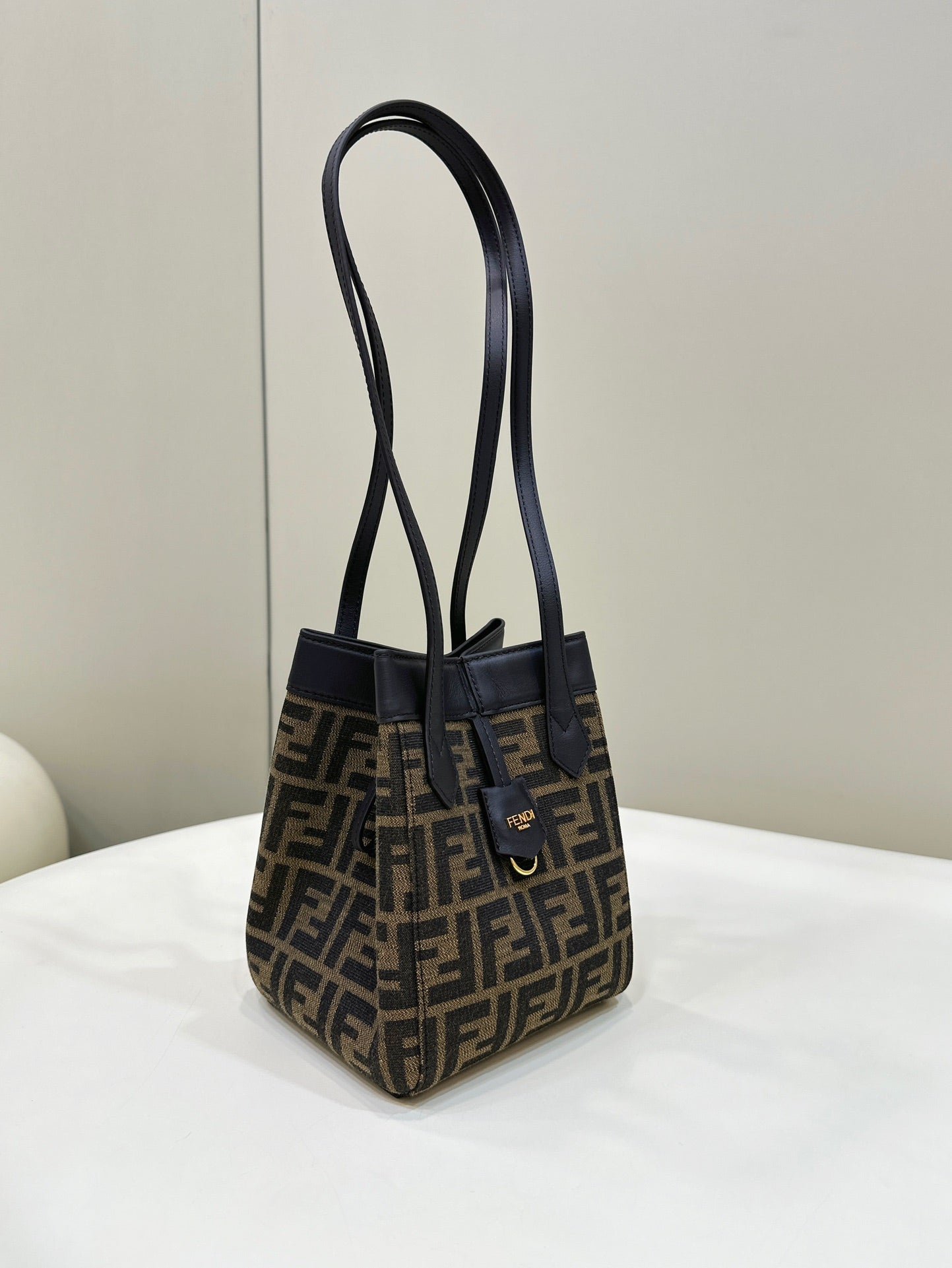 {Style No: LGEGRPCP} FENDI ORIGAMI MINI 19 BROWN MIX BLACK FF JACQUARD FABRIC BAG - Image 4