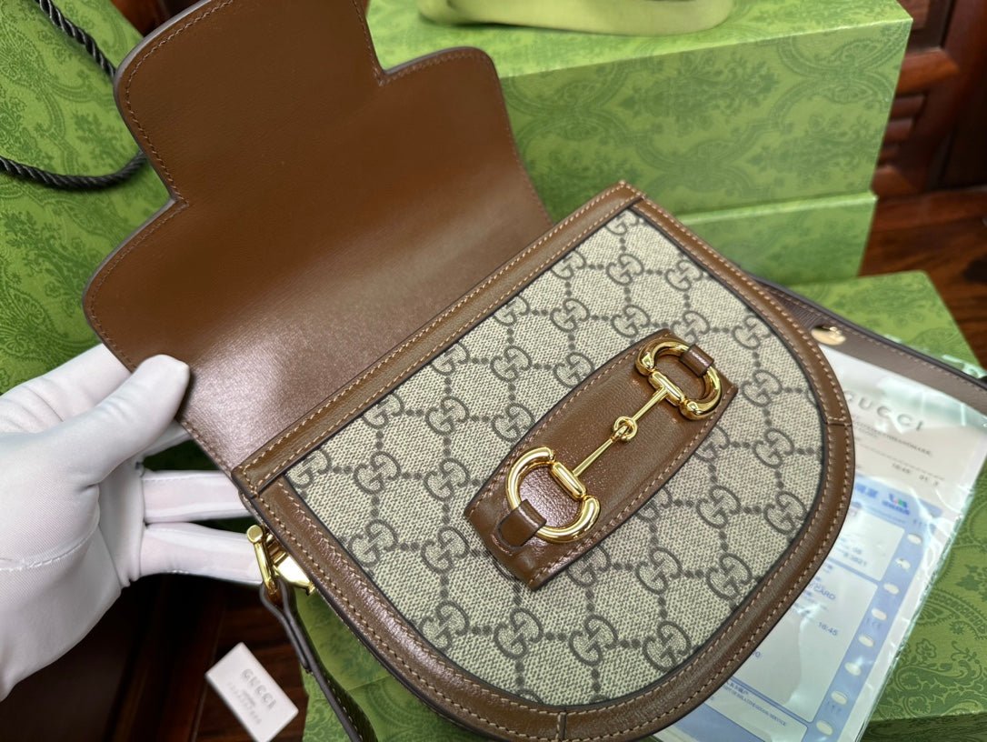 {Style No: BPXHAQWC} GG 18 HORSEBIT 1955 MINI BAG BEIGE CANVAS AND EBONY CALFSKIN - Image 2