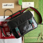 {Style No: OIIK4L37} MESSENGER BAG 27 IN BLACK MONOGRAM CANVAS