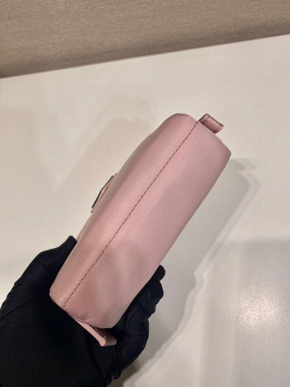 {Style No: UAITQHSU} PRA CLUTCH 12 IN LIGHT PINK RE-NYLON - Image 7