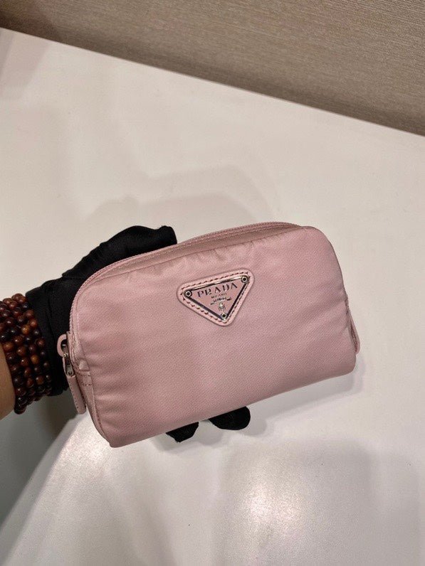 {Style No: UAITQHSU} PRA CLUTCH 12 IN LIGHT PINK RE-NYLON - Image 6