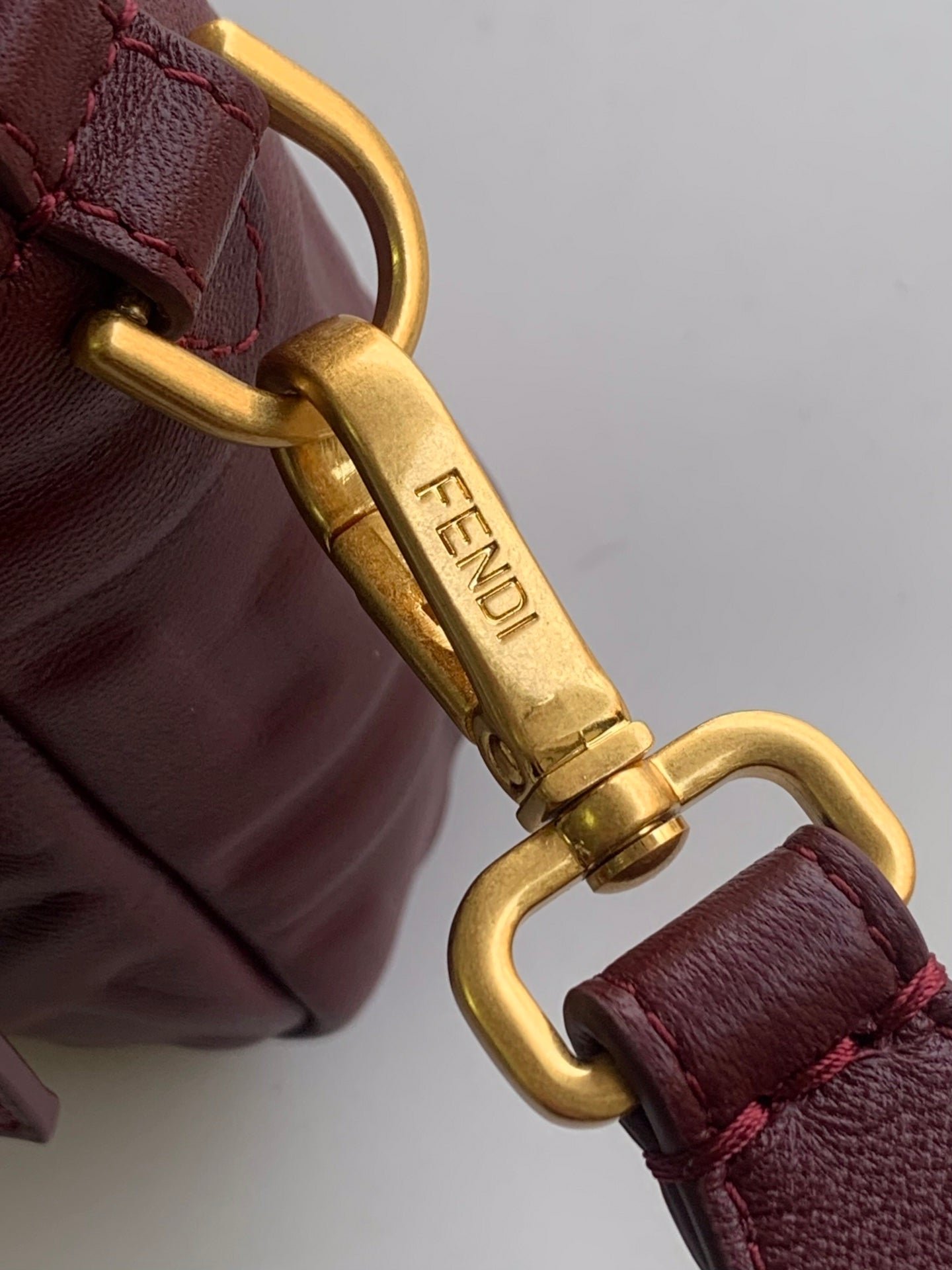 {Style No: 8X8OPCEZ} Fend Baguette 27 Bag With FF Motif Burgundy Leather Ghw - Image 5