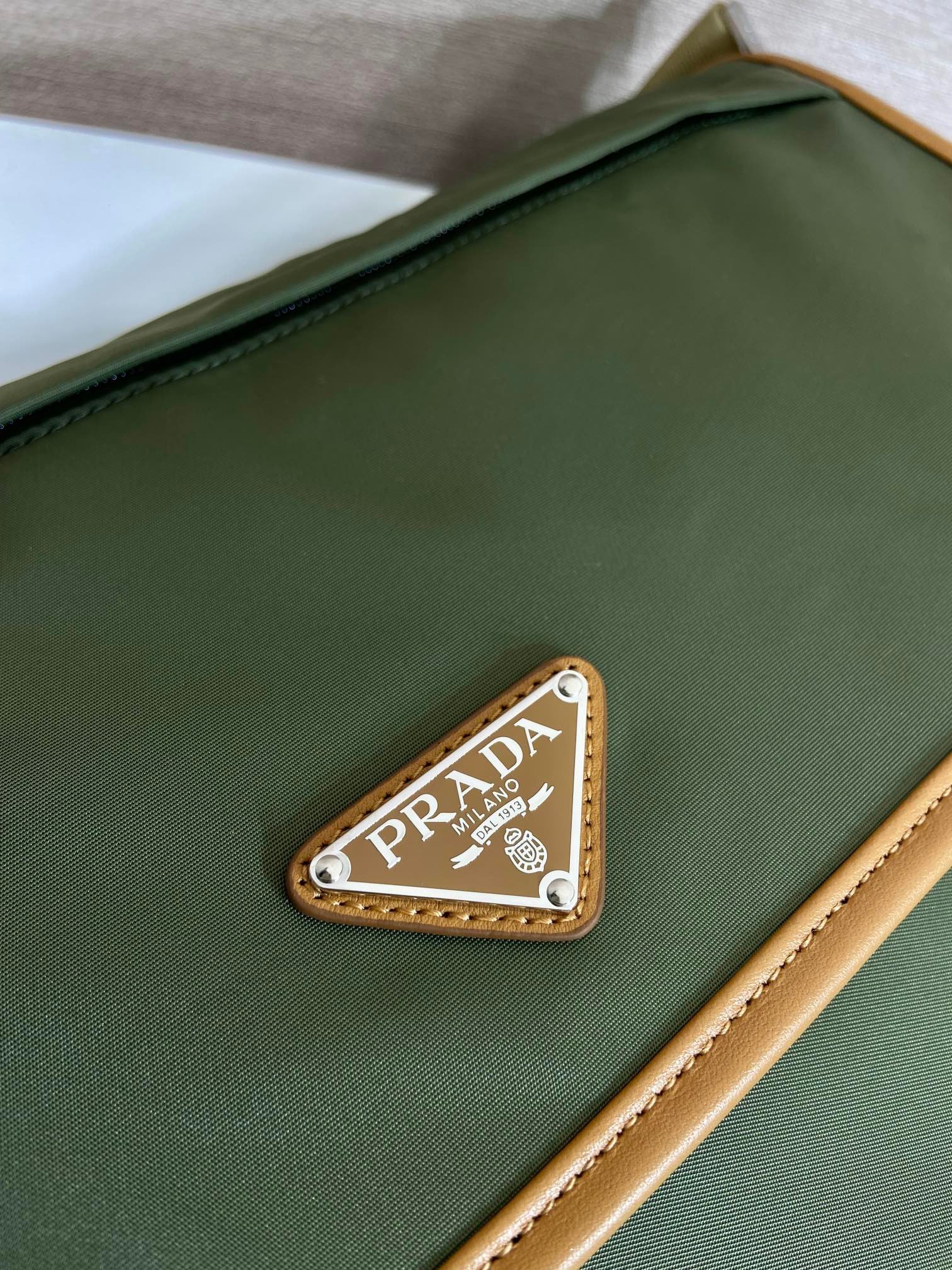 {Style No: 6DBSYOEI} LARGE FLAP BAG 30 IN SEAWEED GREEN RE-NYLON AND BROWN CALFSKIN TRIM - Image 7