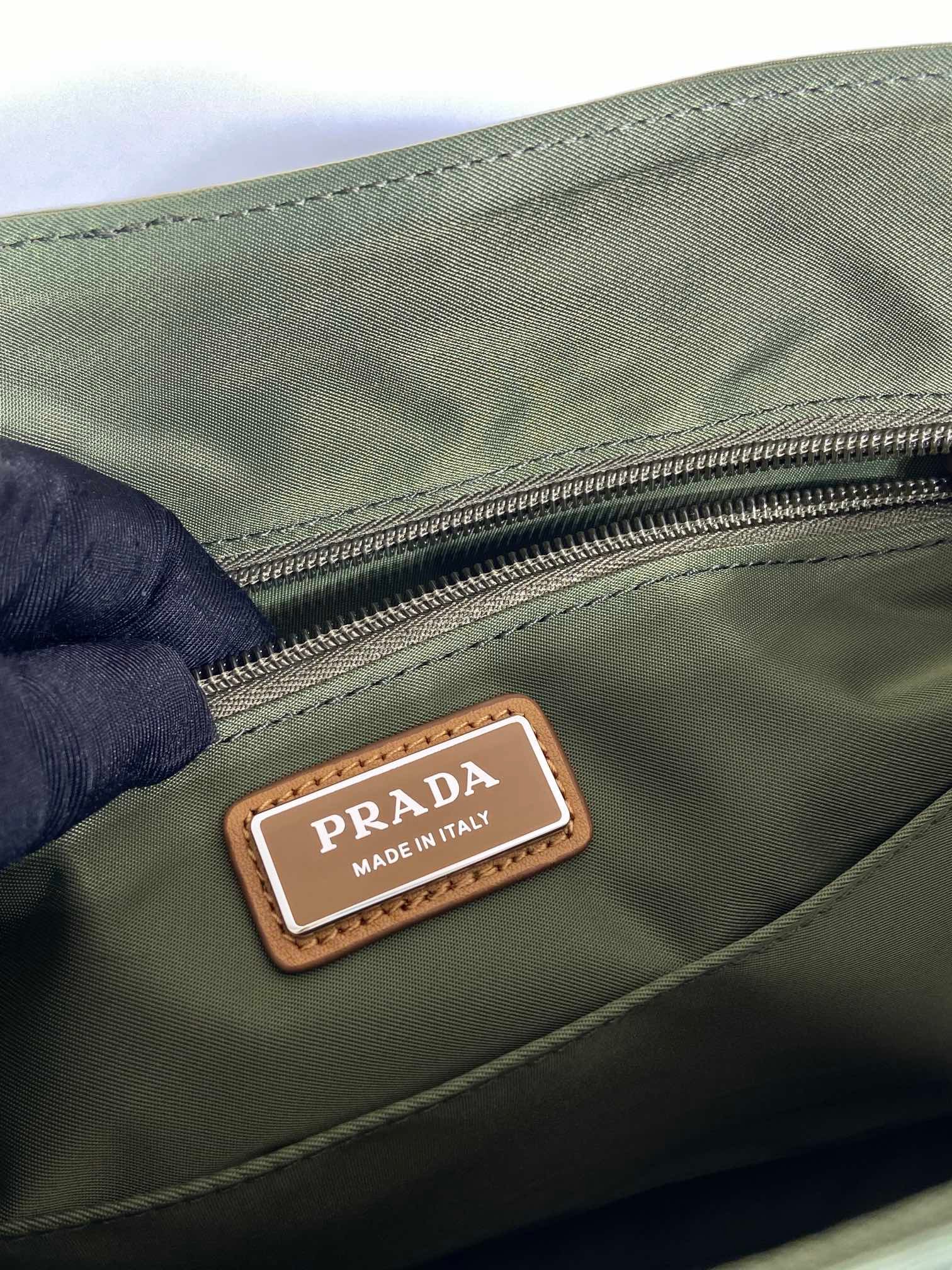 {Style No: 6DBSYOEI} LARGE FLAP BAG 30 IN SEAWEED GREEN RE-NYLON AND BROWN CALFSKIN TRIM - Image 9