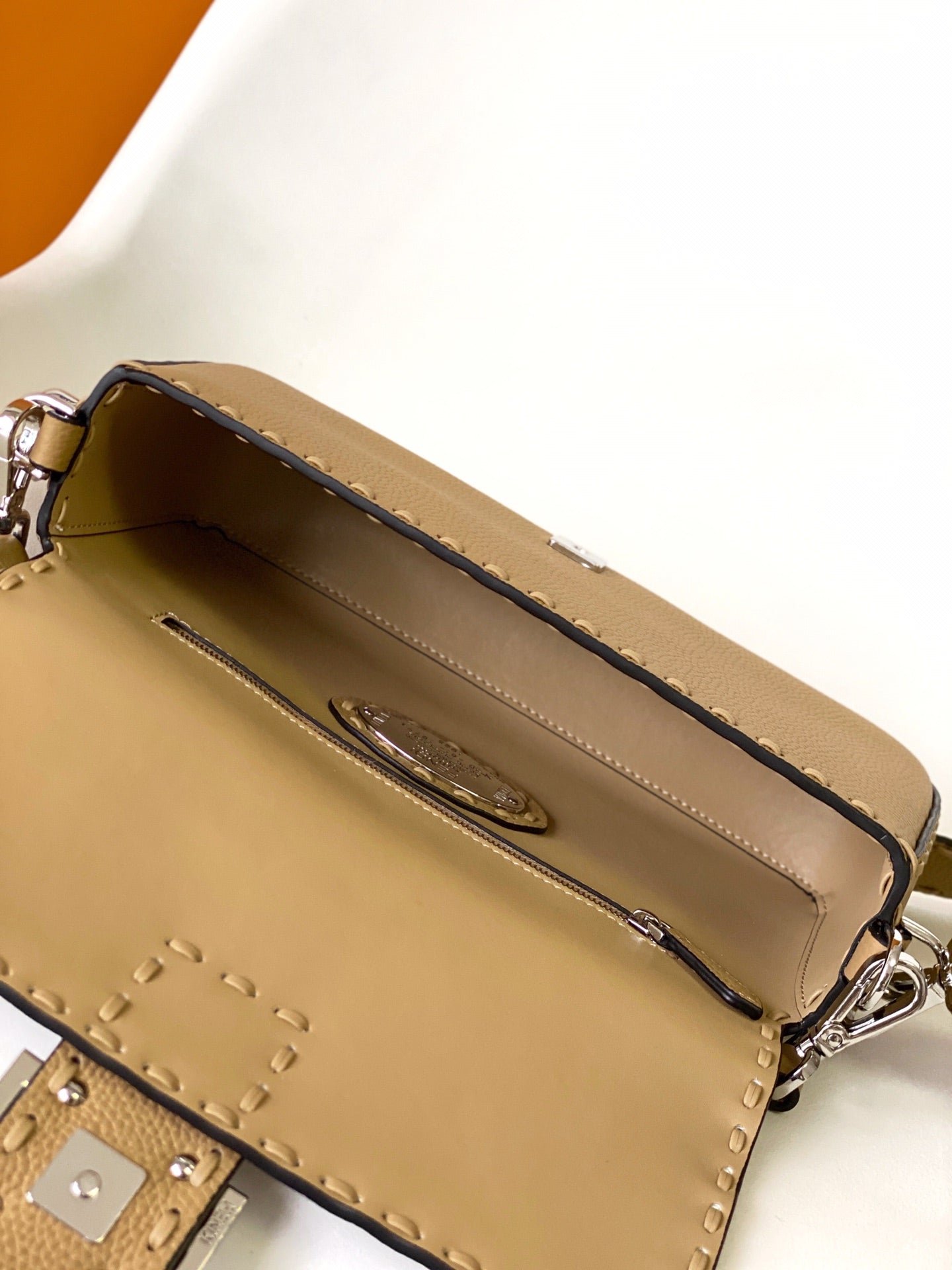 {Style No: N784Q6DP} Fend Baguette 27 Bag Light Brown Calfskin Shw - Image 6