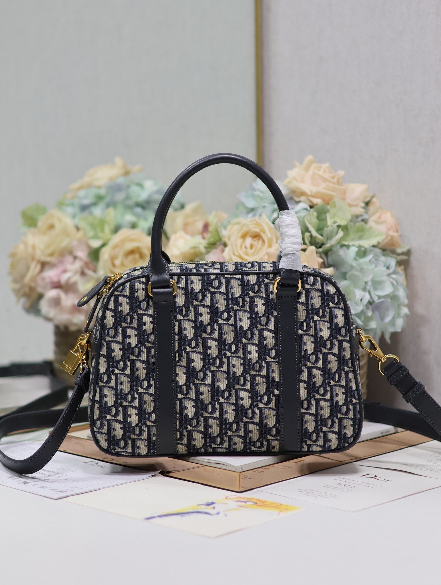 {Style No: AZ9G6PQP} MEDIUM 31 D-VIBE BOWLING BAG IN BLUE MONOGRAM OBLIQUE JACQUARD - Image 2