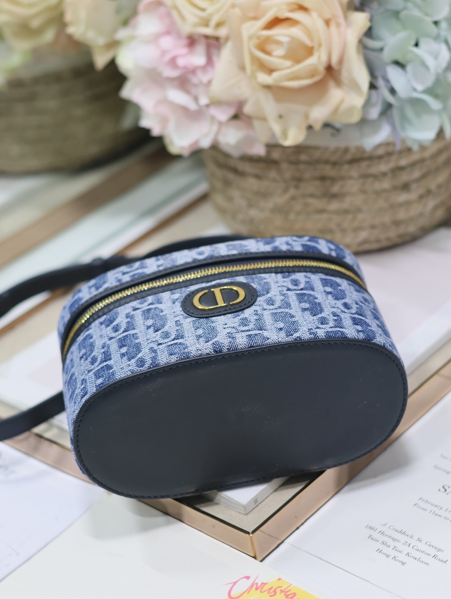 {Style No: FMLYS4Q3} CARO MINI 16 VANITY CASE IN CERULEAN BLUE MONOGRAM DENIM - Image 5