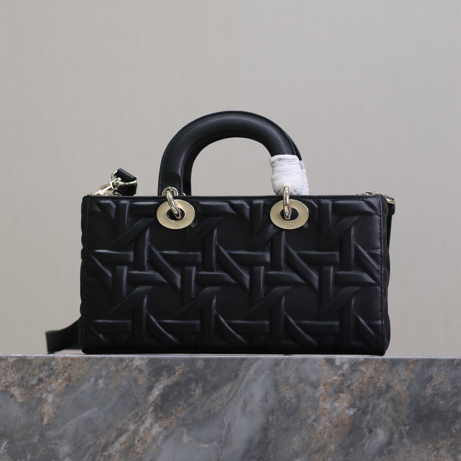 {Style No: GV5A6ZSA} LADY D-JOY BAG 26 IN BLACK GRAPHIC CANNAGE CALFSKIN PALE GOLD-FINISH METAL CHARMS - Image 7