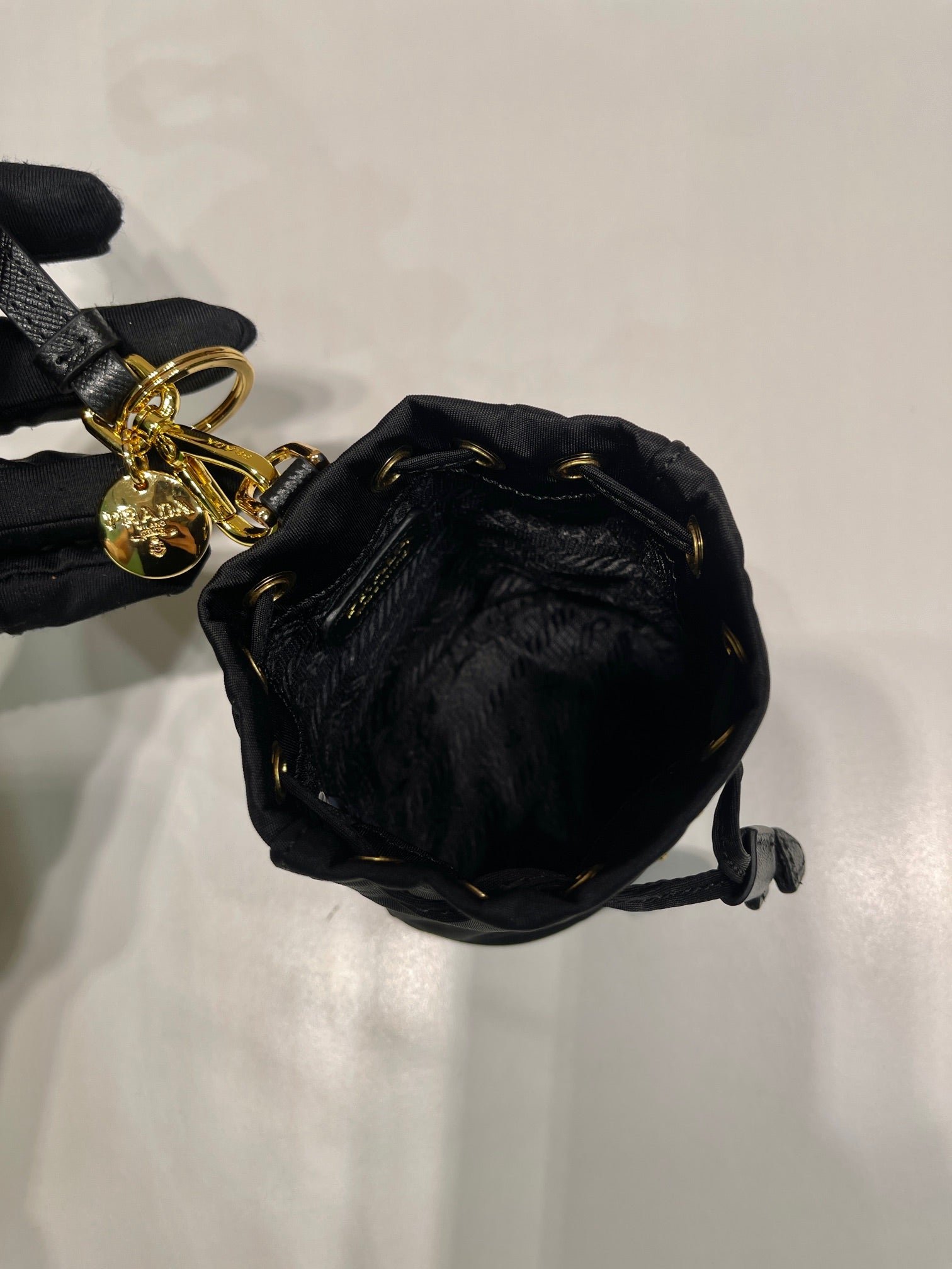 {Style No: QMC1V6OL} MINI BUCKET BAG 10 IN BLACK RE-NYLON AND SAFFIANO LEATHER STRAP - Image 6