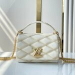 {Style No: NMCODTCU} GO-14 PM 20 IN CREAM QUILTED LAMBSKIN GOLD HARDWARE