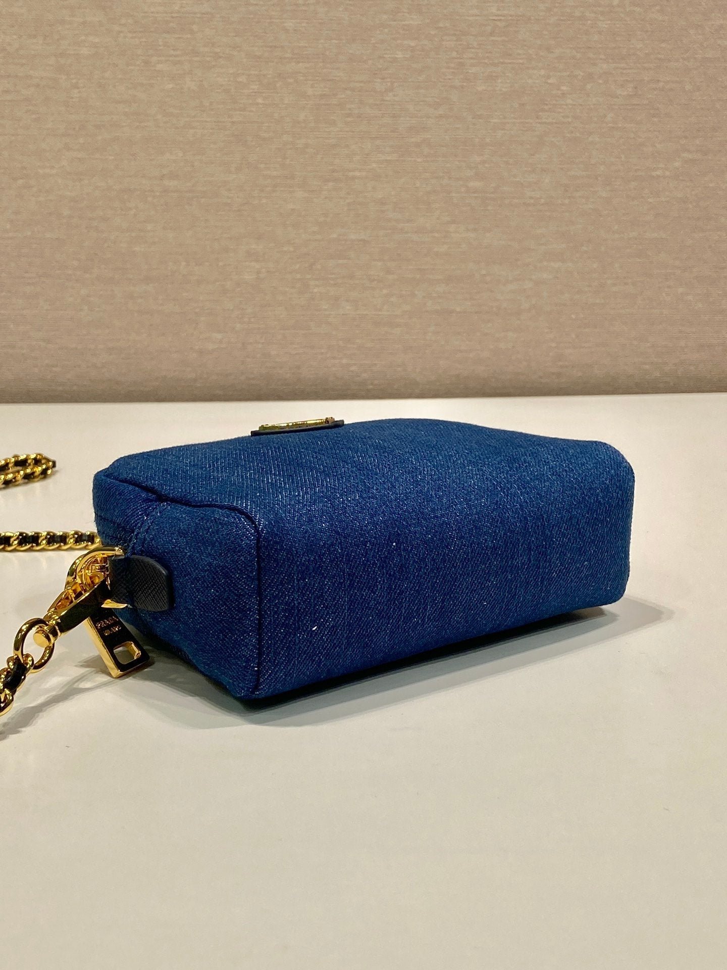 {Style No: 7SVGG6LR} MINI BAG 14 IN AZURE BLUE DENIM GOLD HARDWARE - Image 2