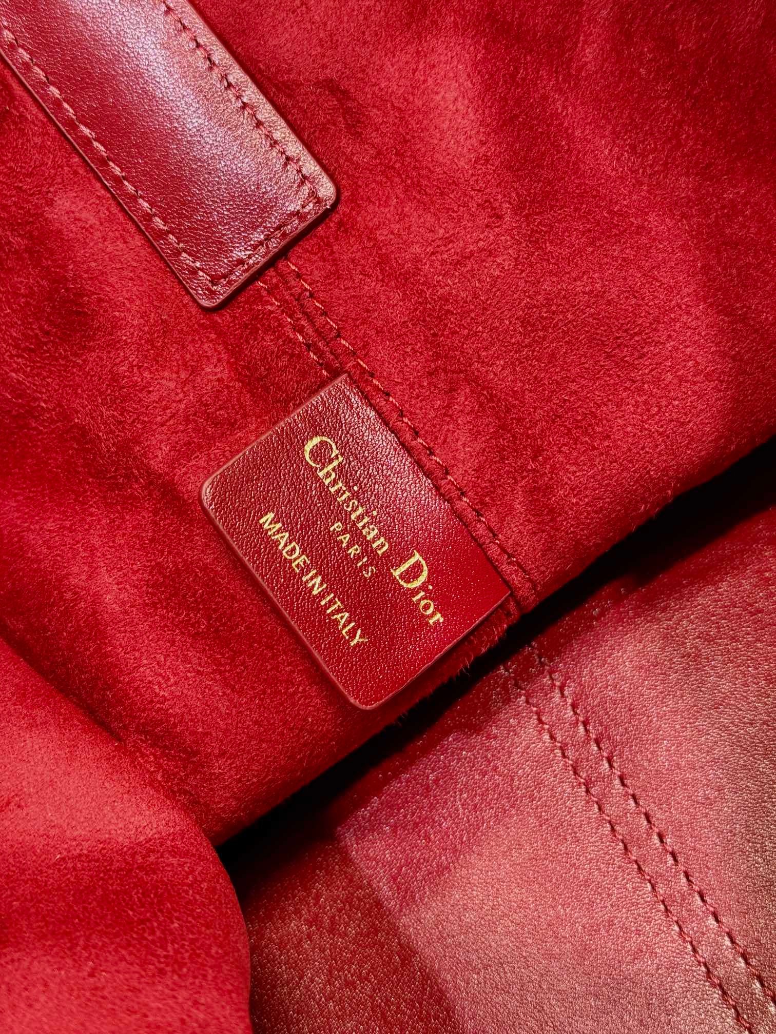 {Style No: OEOKCFQP} SMALL 28 TOUJOURS BAG IN RUBY RED MACROCANNAGE LAMBSKIN - Image 8