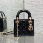 {Style No: 2G9VC8S8} MINI 17 LADY BAG IN BLACK PATENT CALFSKIN