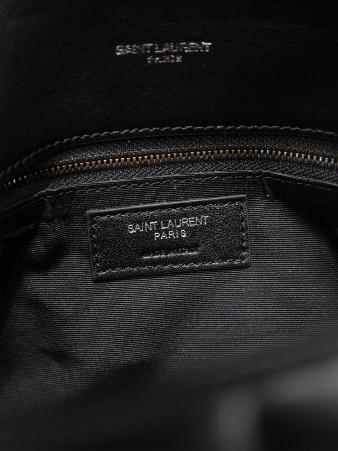 {Style No: R35NIIYK} LOULOU PUFFER MEDIUM 29 IN ALL BLACK SHEEPSKIN BLACK HARDWARE - Image 11