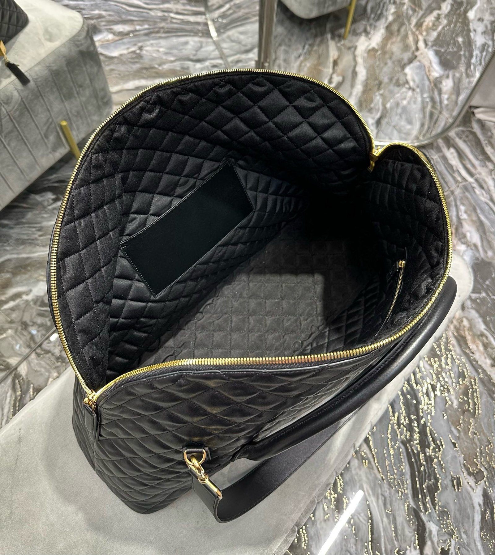 {Style No: BCXULY23} ES GIANT 56 BLACK COWHIDE LEATHER TRAVEL BAG - Image 8