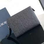 {Style No: J7T2B2B6} CLUTCH 27 BAG IN BLACK CALFSKIN EMBOSSED LOGO