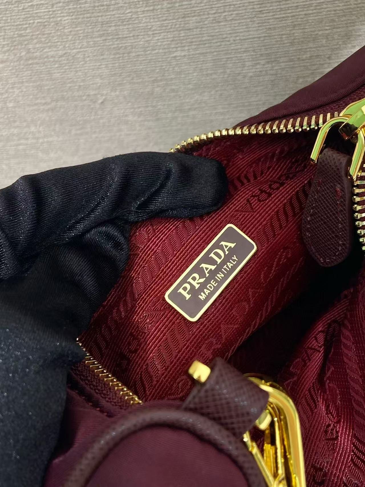 {Style No: A14MQWED} PRA HOBO BAG 22 IN BURGUNDY RED RE-NYLON - Image 9