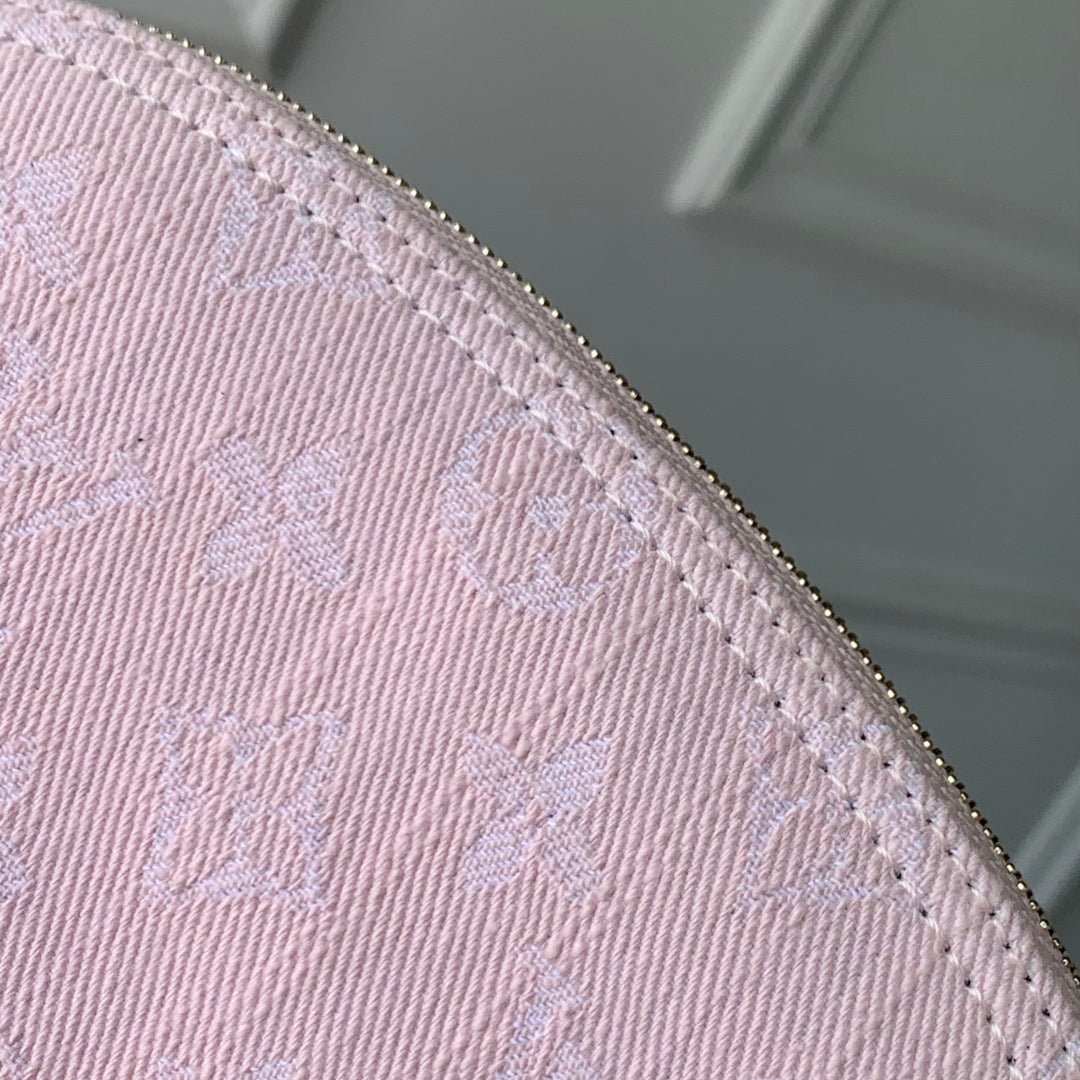 {Style No: SWIHQMKQ} COSMETIC POUCH 19 IN PINK MONOGRAM DENIM GOLD HARDWARE - Image 7