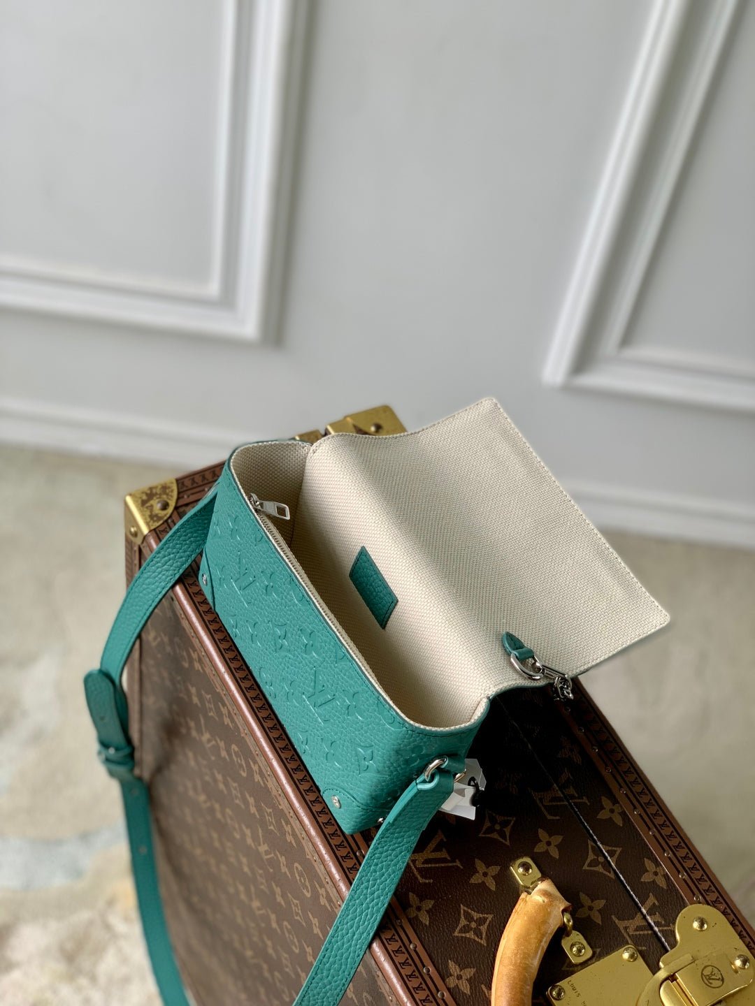 {Style No: V6T68G8I} STEAMER WEARABLE WALLET 18 IN TEAL GREEN MONOGRAM TAURILLON CALFSKIN - Image 5