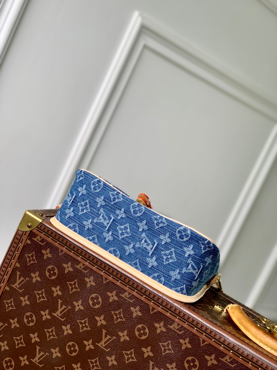 {Style No: 9TW64VOL} DIANE 24 IN DENIM BLUE MONOGRAM COWHIDE LEATHER TRIM - Image 5