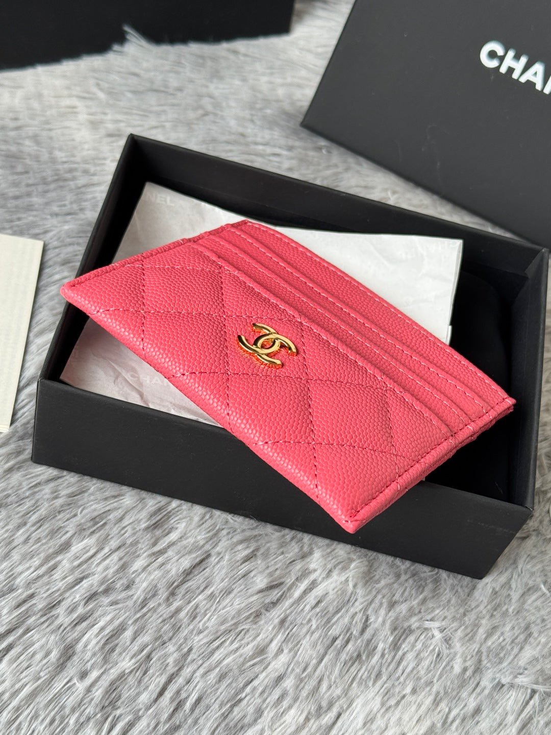 {Style No: SM8VCHNC} CHANEL 25S CARD HOLDER 11 IN WATERMELON CAVIAR GOLD HARDWARE - Image 6